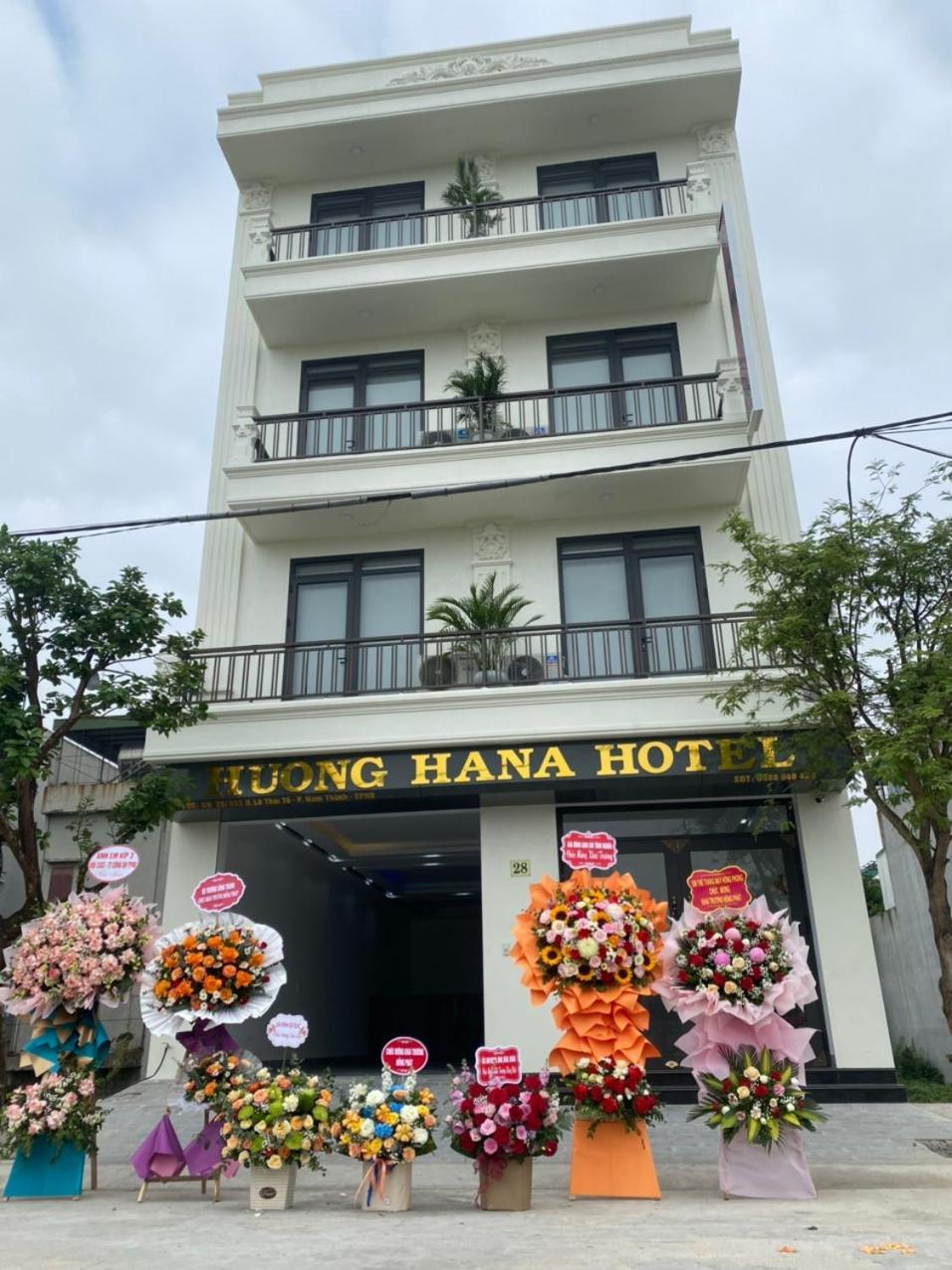 Khach San Huong Hana Phuc Tri 外观 照片
